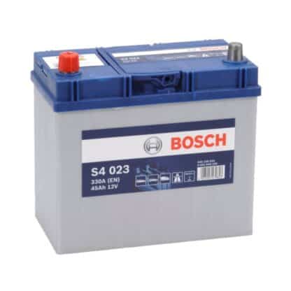 Dit is een Bosch S4023 met een capaciteit van 45Ah